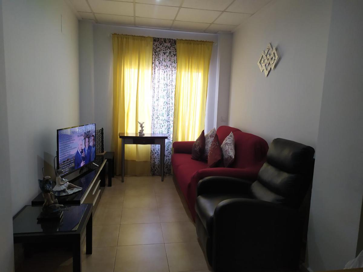 Habitacion En Un Apartamento Deltebre Buitenkant foto