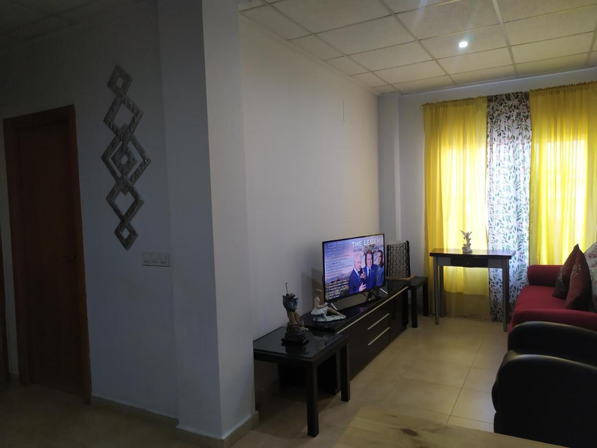 Habitacion En Un Apartamento Deltebre Buitenkant foto